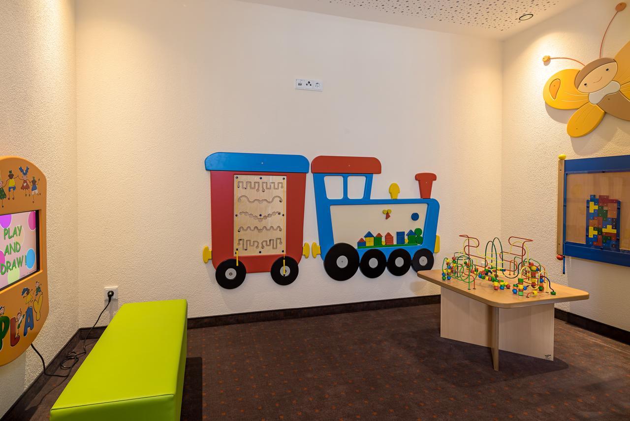 Apart Zwingerhof ラディス エクステリア 写真